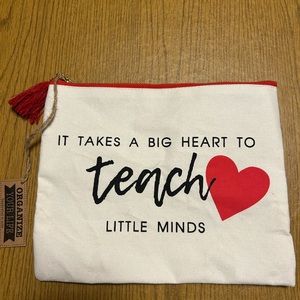 Teacher pouch